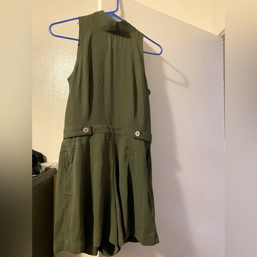 Tommy Hilfiger Women’s Olive green Romper size:2